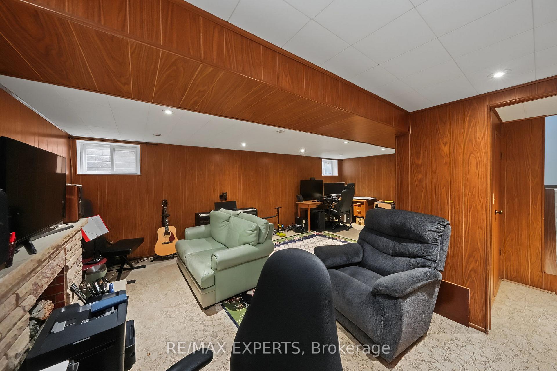 Photo 34 of 71 Dogwood Crescent, Scarborough, Bendale — HOMEH