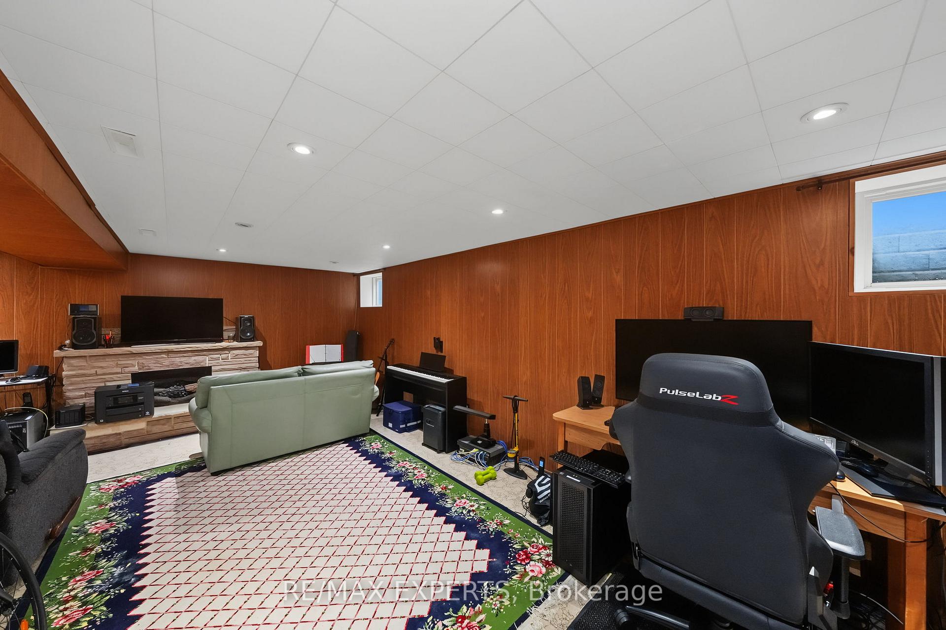 Photo 36 of 71 Dogwood Crescent, Scarborough, Bendale — HOMEH