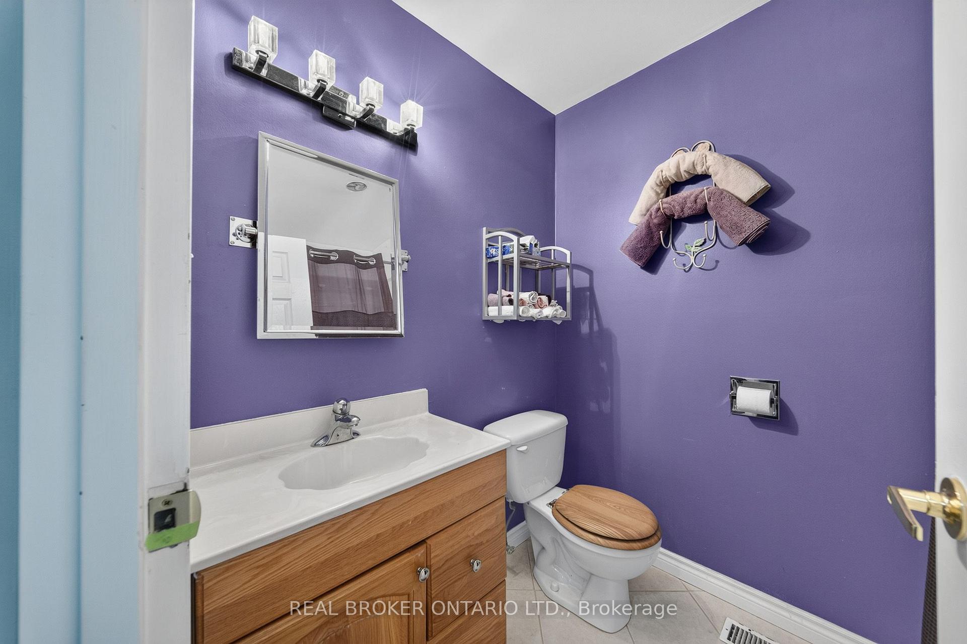 Photo 26 of 76 Golden Orchard Drive, Hamilton, Gilkson — HOMEH