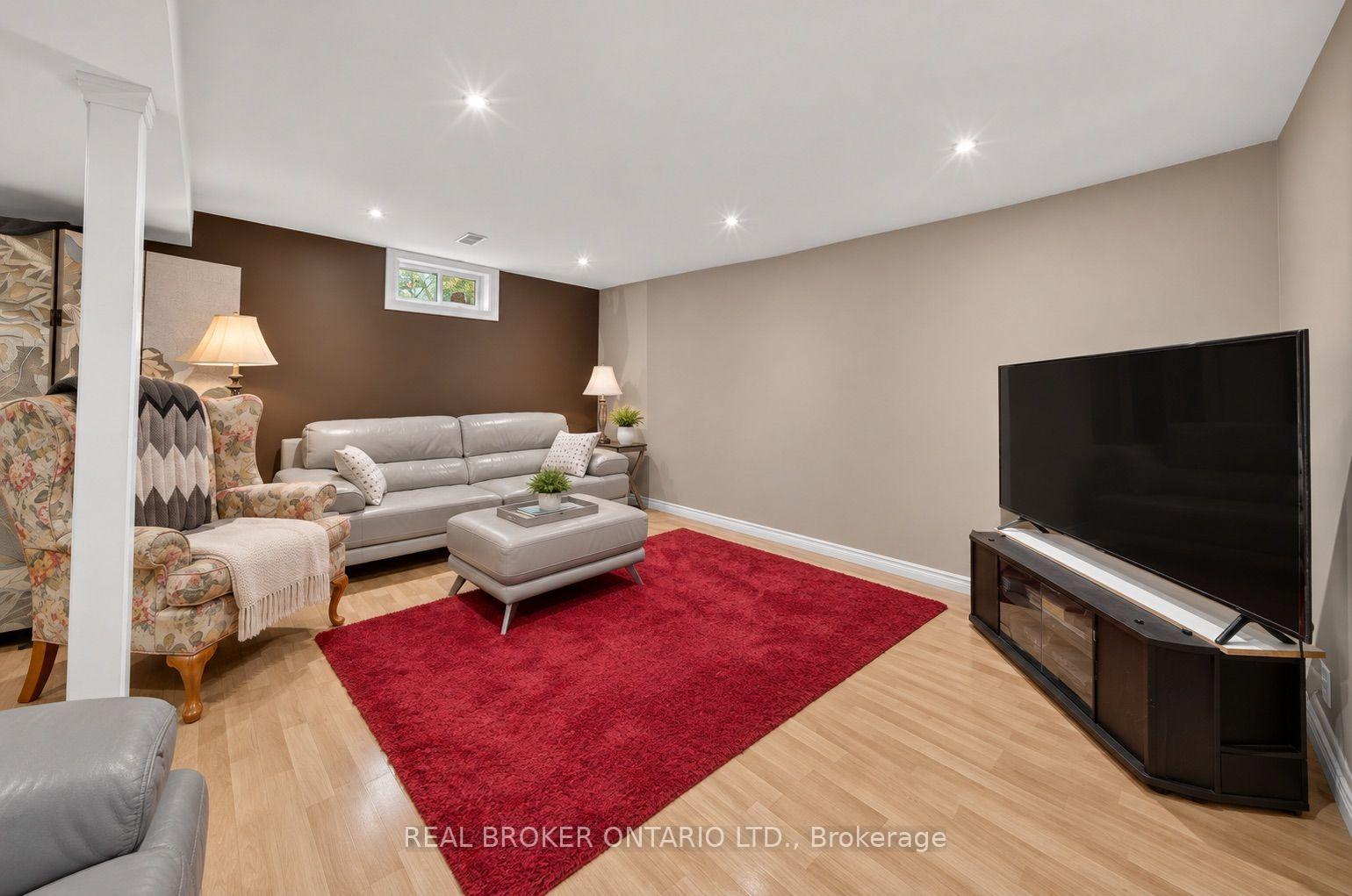 Photo 30 of 76 Golden Orchard Drive, Hamilton, Gilkson — HOMEH