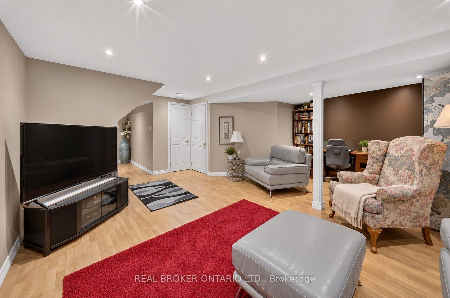 Photo 31 of 76 Golden Orchard Drive, Hamilton, Gilkson — HOMEH