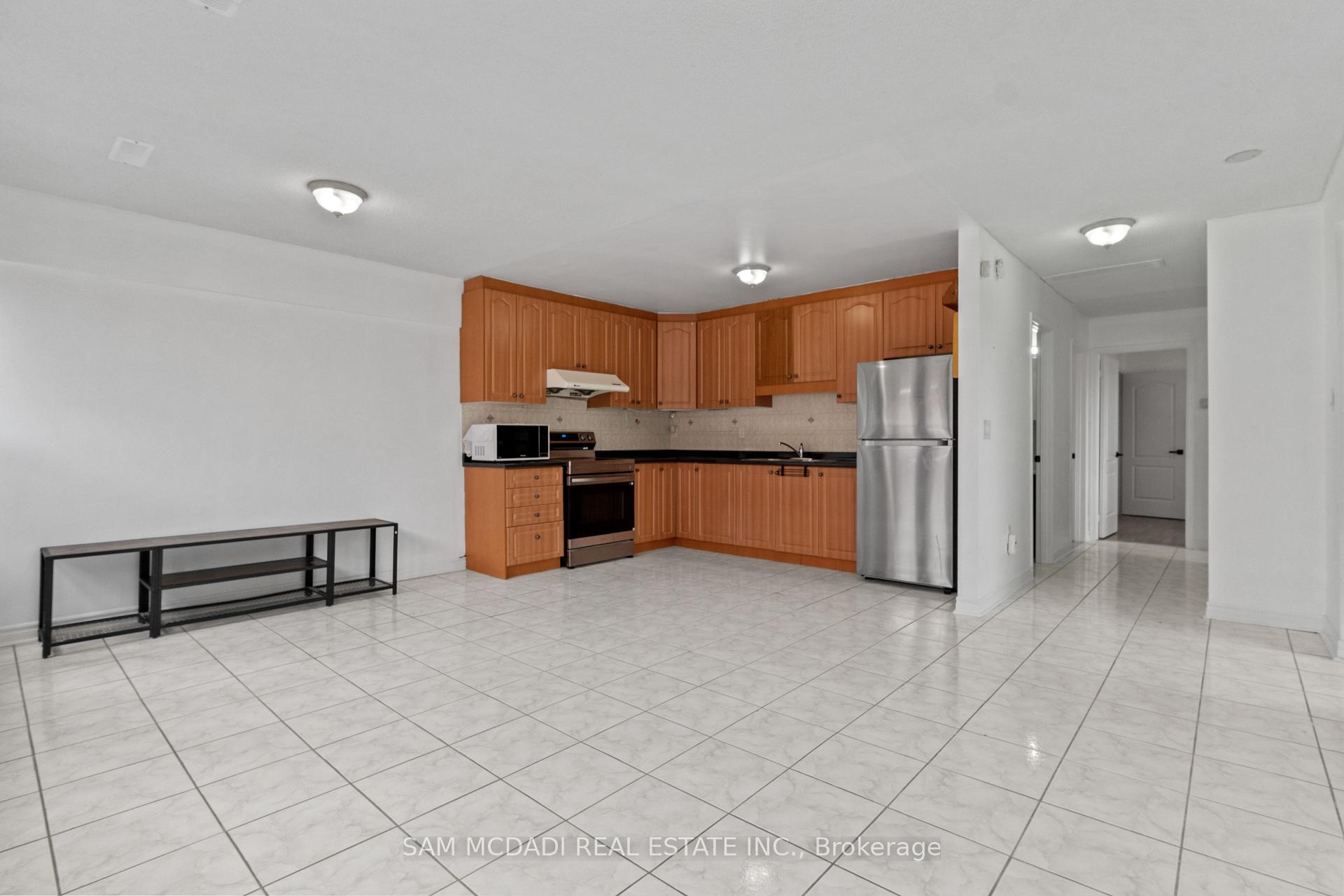 Photo of Unit 3, 2922 Islington Avenue