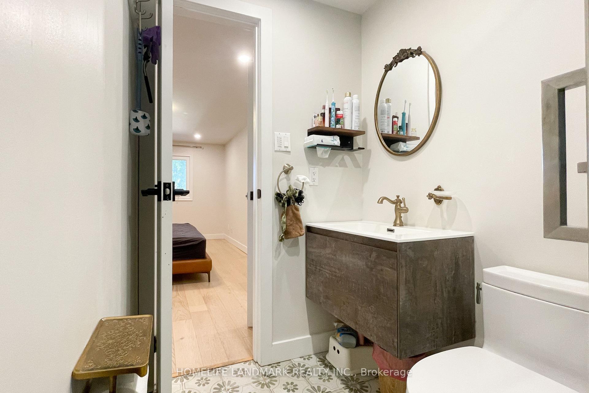 Photo 18 of 15 Foxglove Court, Markham, Unionville — HOMEH