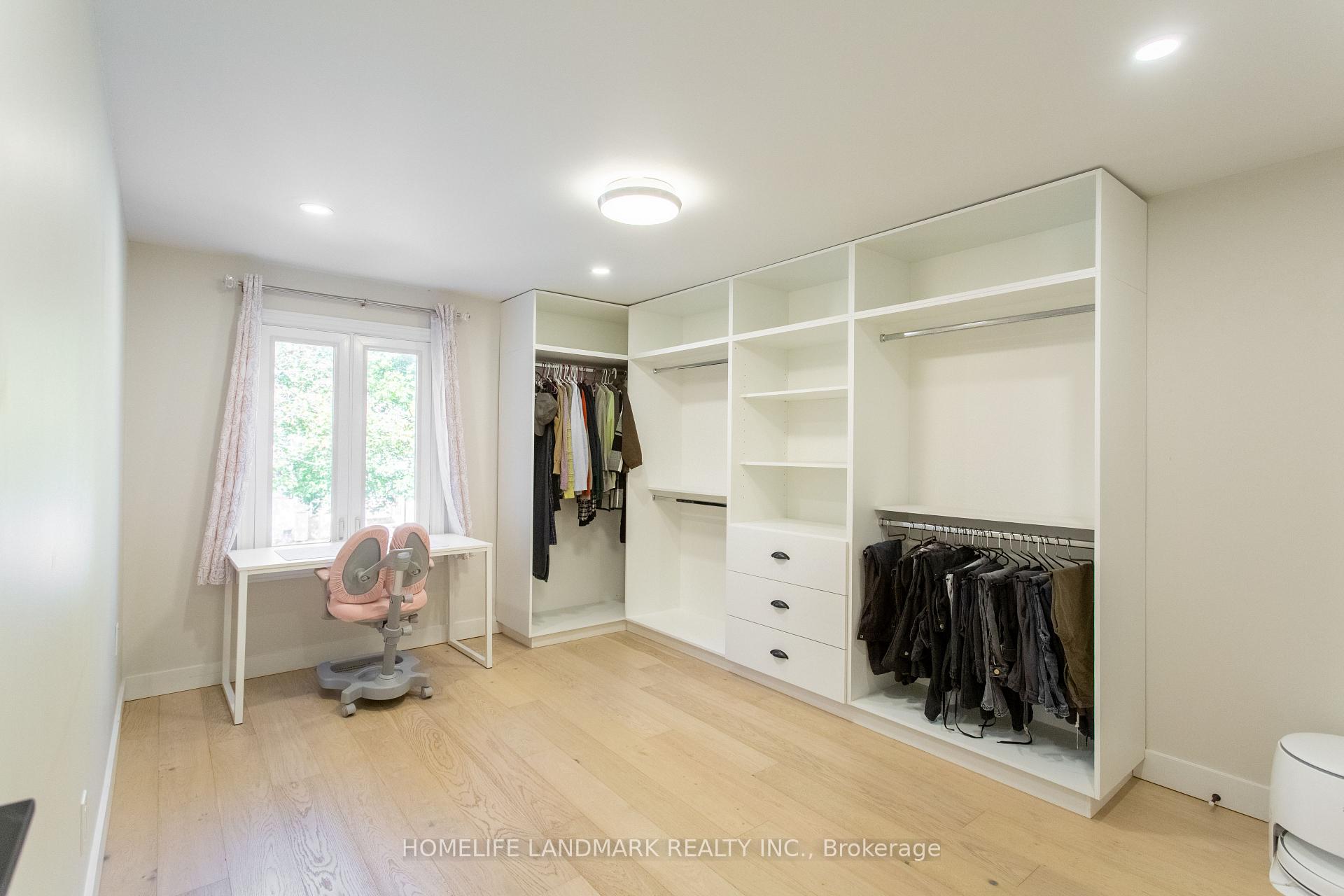 Photo 21 of 15 Foxglove Court, Markham, Unionville — HOMEH