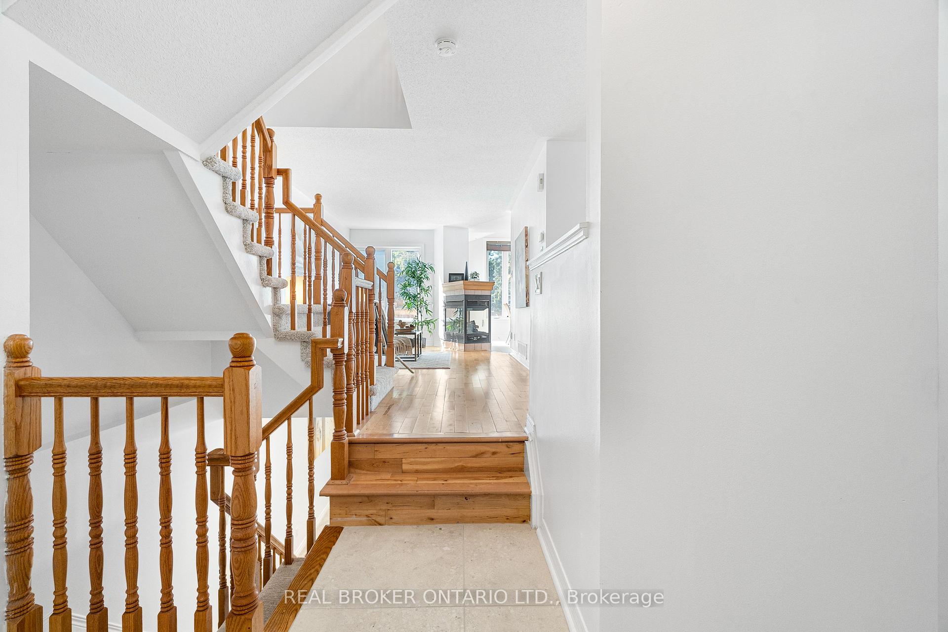 Photo 6 of 191 Thornbury Crescent, Ottawa, Centrepointe — HOMEH