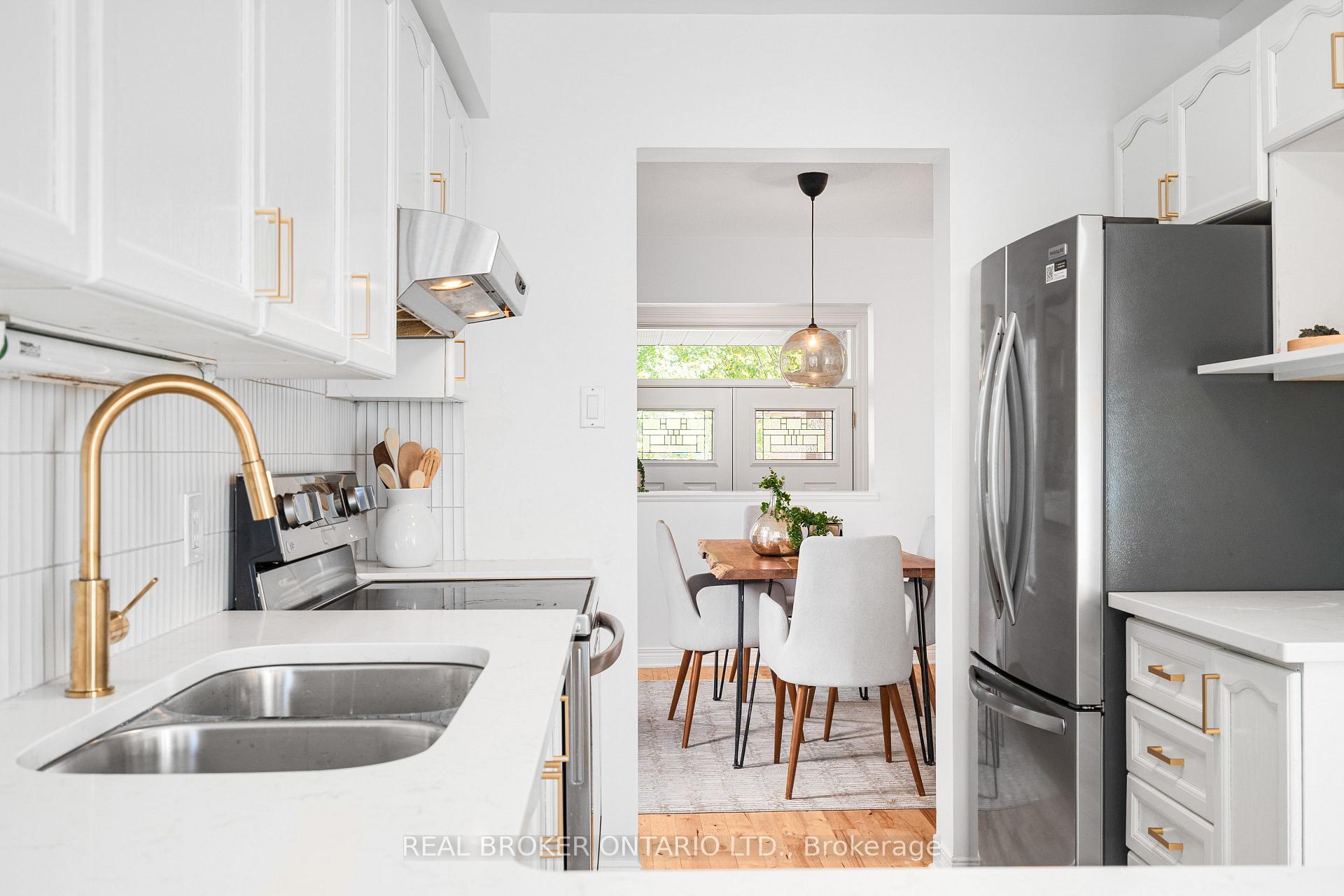 Photo 19 of 191 Thornbury Crescent, Ottawa, Centrepointe — HOMEH