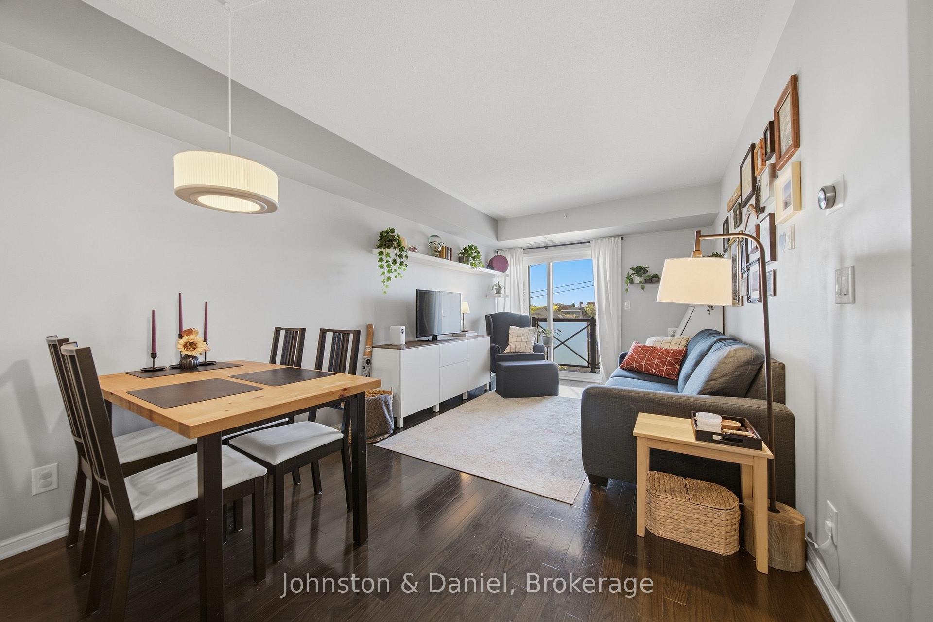 Photo of Unit 413, 10 Mendelssohn Street