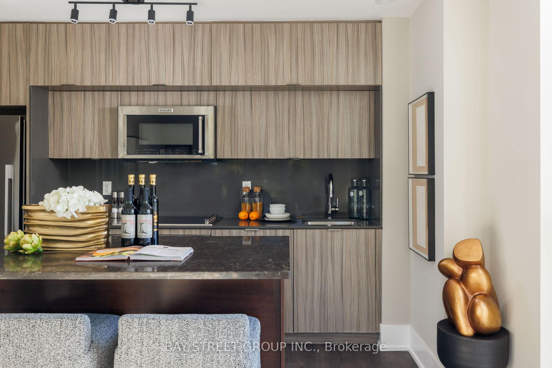 Photo 11 of Unit 405, 80 Vanauley Street, Toronto, Kensington-Chinatown — HOMEH