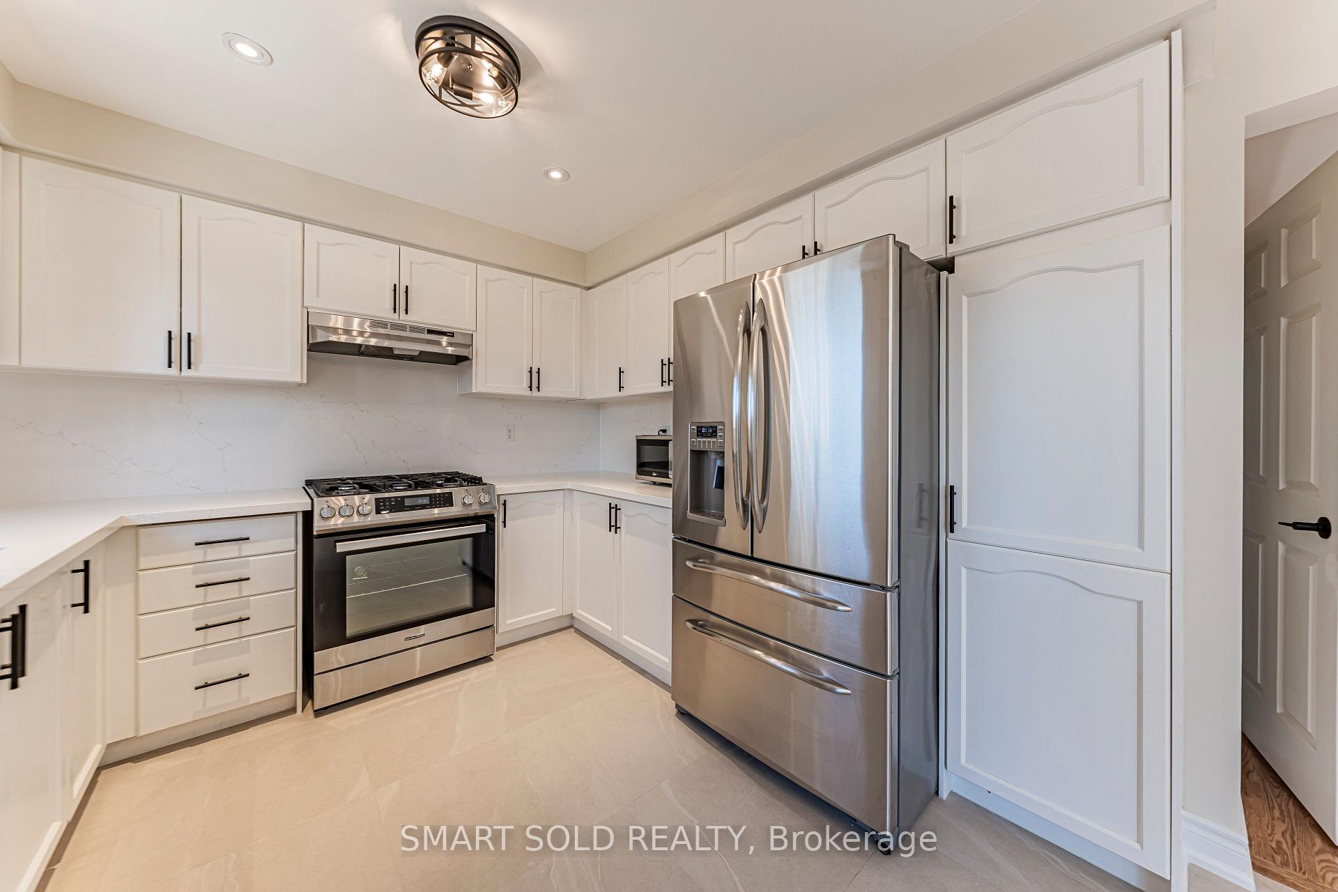 Photo 6 of 106 Bologna Road, Vaughan, Vellore Village — HOMEH