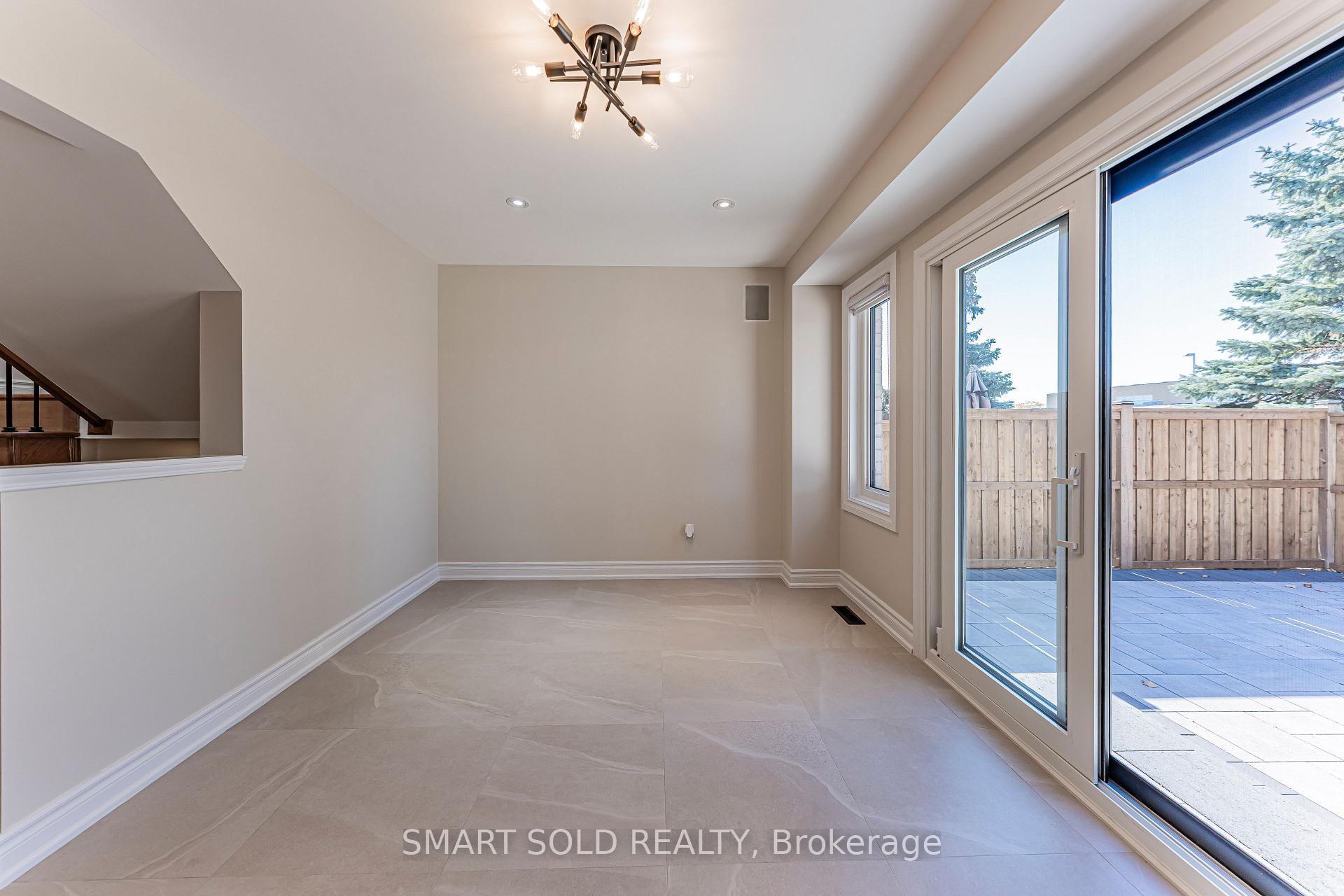 Photo 8 of 106 Bologna Road, Vaughan, Vellore Village — HOMEH