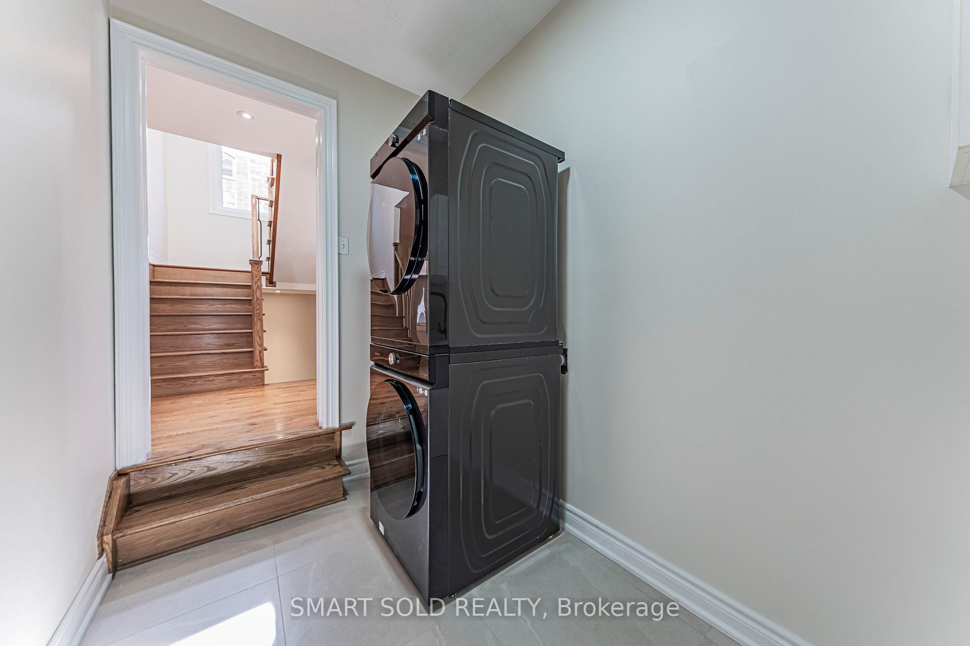 Photo 12 of 106 Bologna Road, Vaughan, Vellore Village — HOMEH