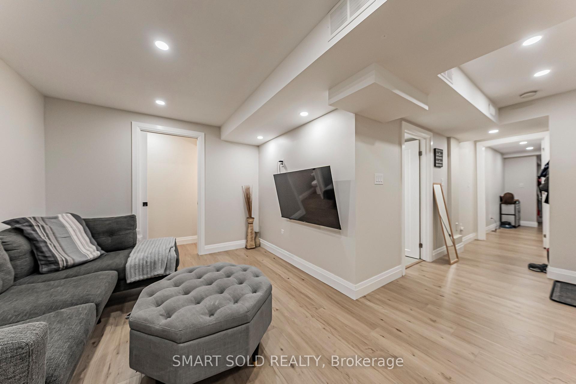 Photo 28 of 106 Bologna Road, Vaughan, Vellore Village — HOMEH