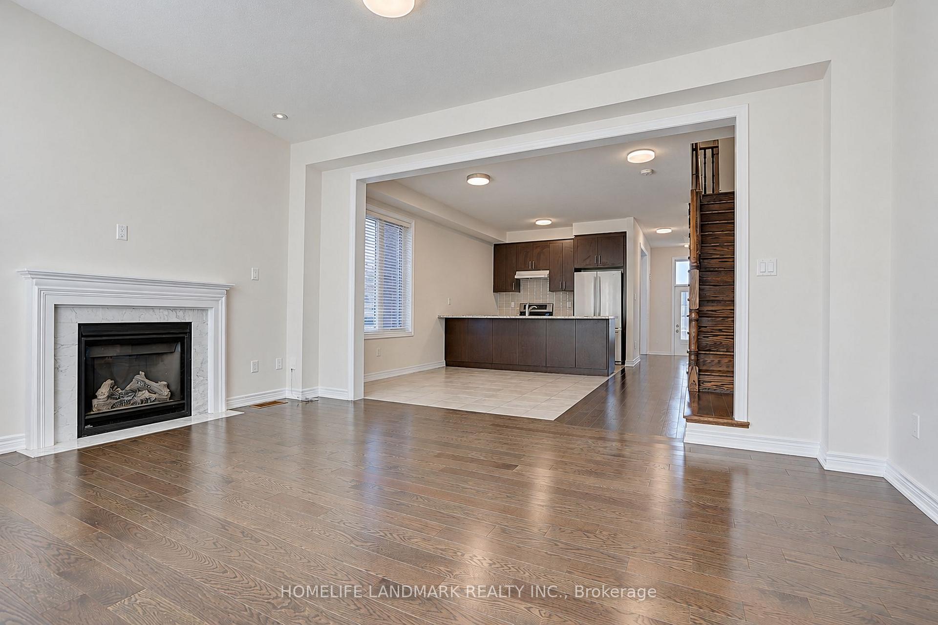 Photo 18 of 27 Applegate Drive, East Gwillimbury, Sharon — HOMEH