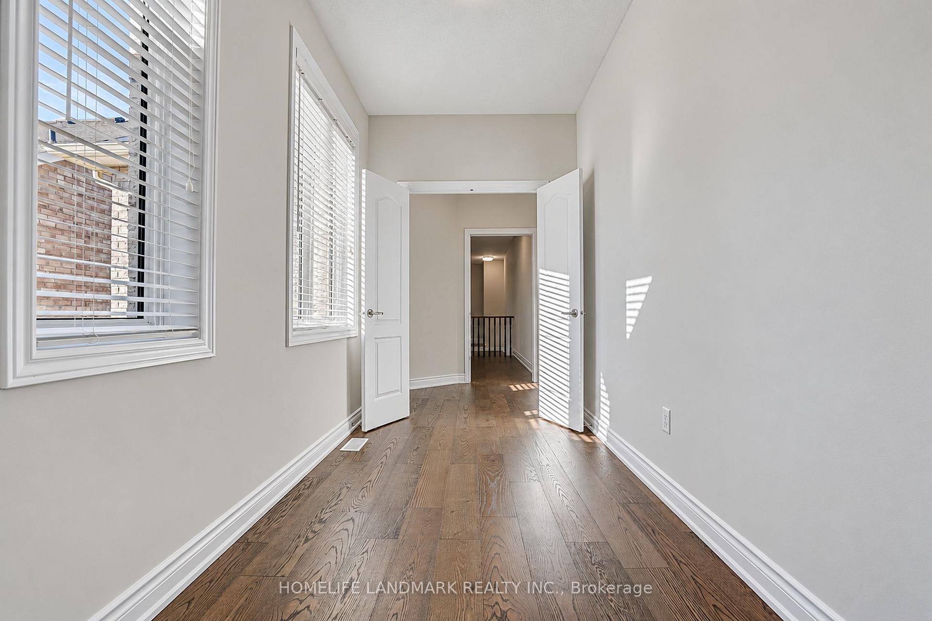 Photo 25 of 27 Applegate Drive, East Gwillimbury, Sharon — HOMEH