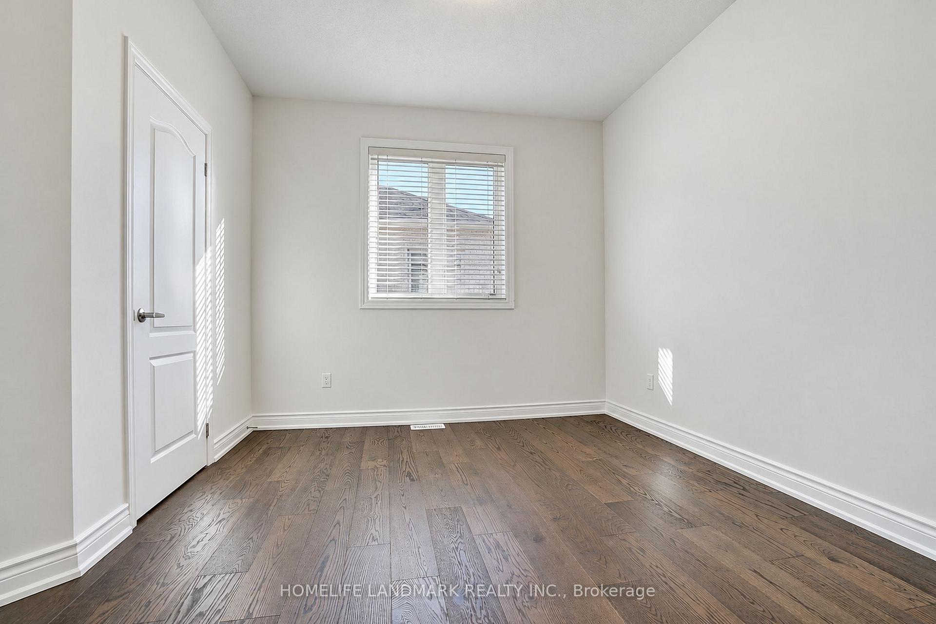 Photo 33 of 27 Applegate Drive, East Gwillimbury, Sharon — HOMEH