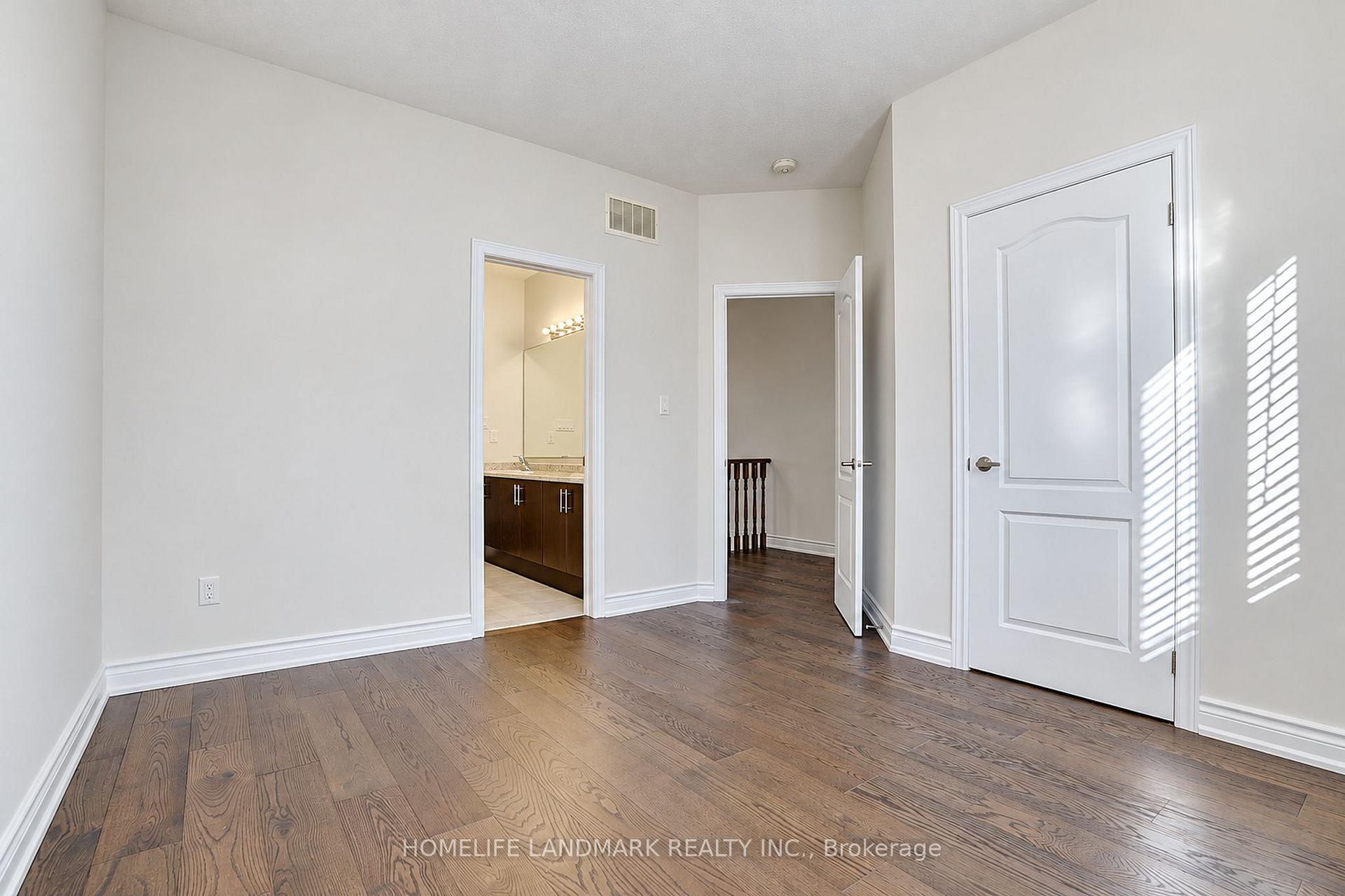 Photo 34 of 27 Applegate Drive, East Gwillimbury, Sharon — HOMEH