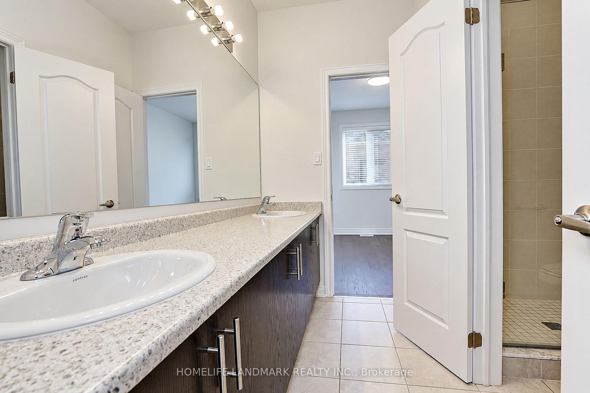 Photo 36 of 27 Applegate Drive, East Gwillimbury, Sharon — HOMEH