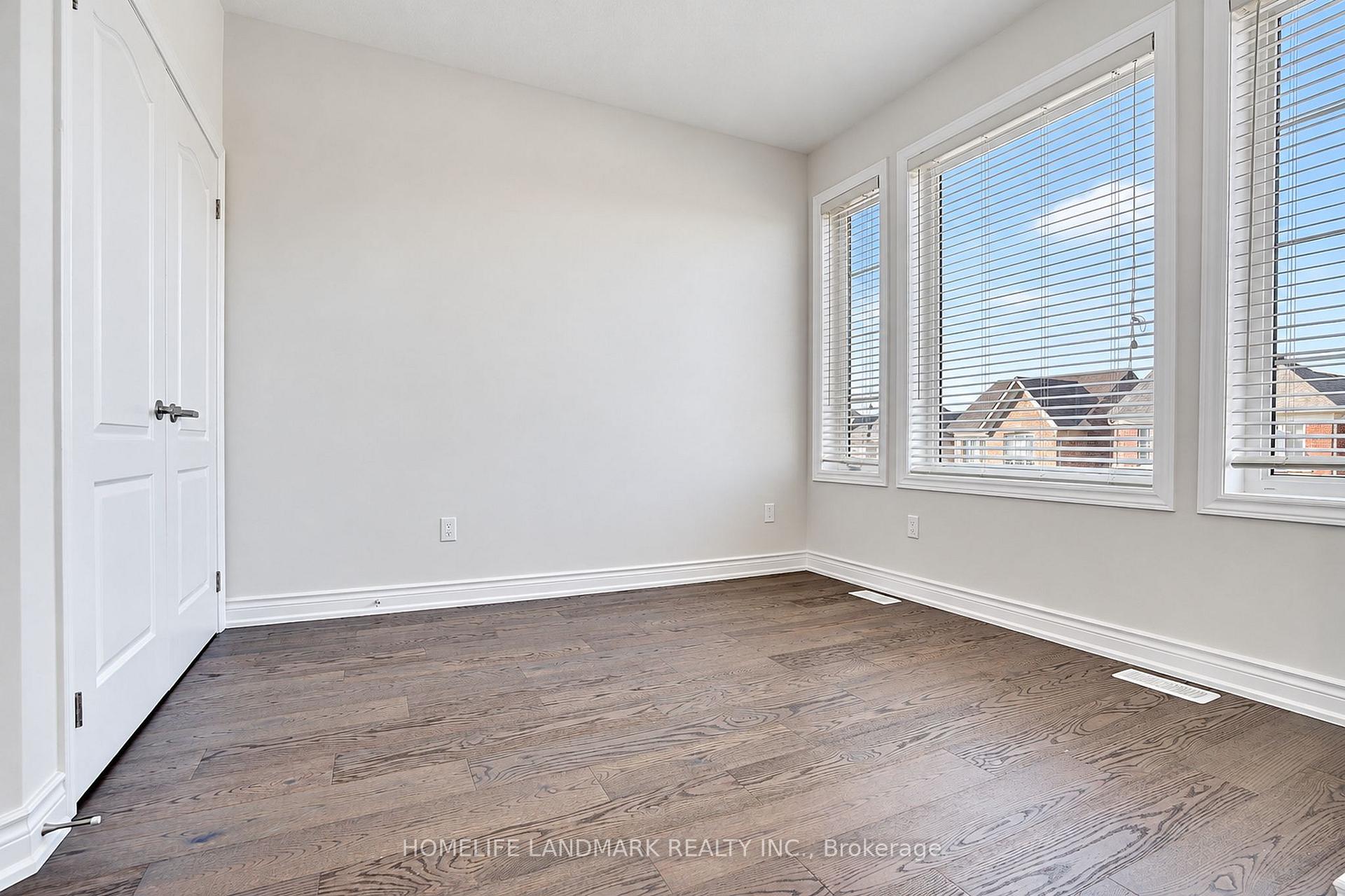 Photo 41 of 27 Applegate Drive, East Gwillimbury, Sharon — HOMEH