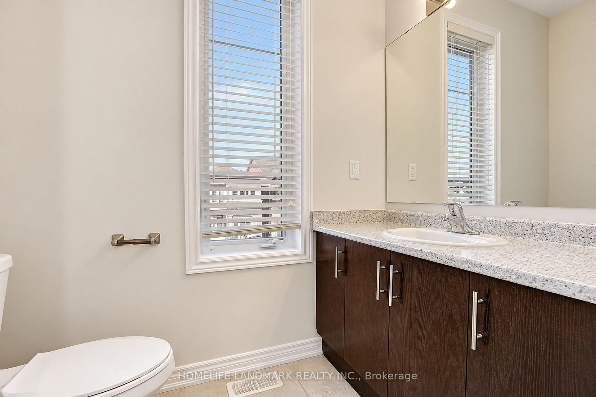 Photo 45 of 27 Applegate Drive, East Gwillimbury, Sharon — HOMEH
