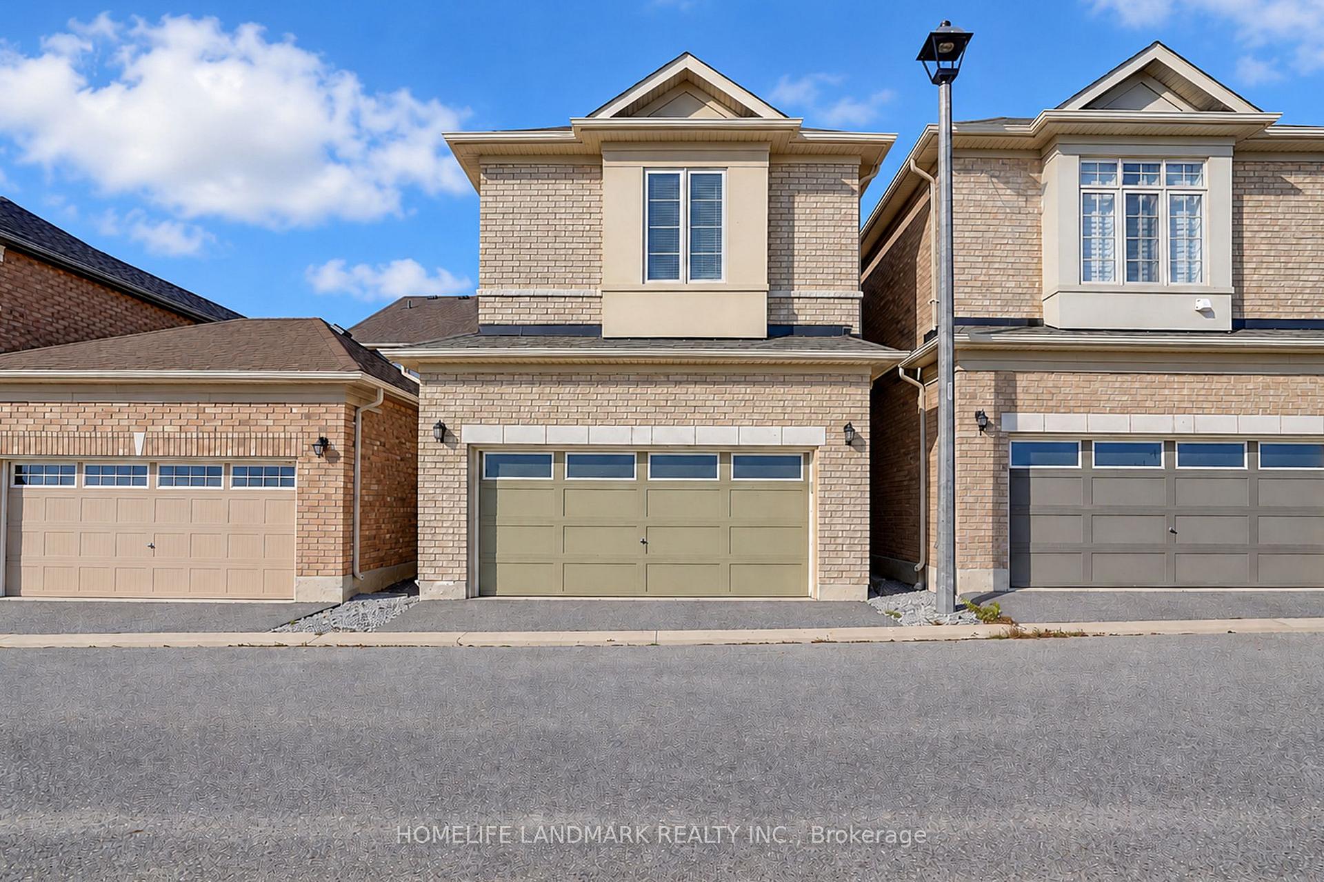 Photo 48 of 27 Applegate Drive, East Gwillimbury, Sharon — HOMEH