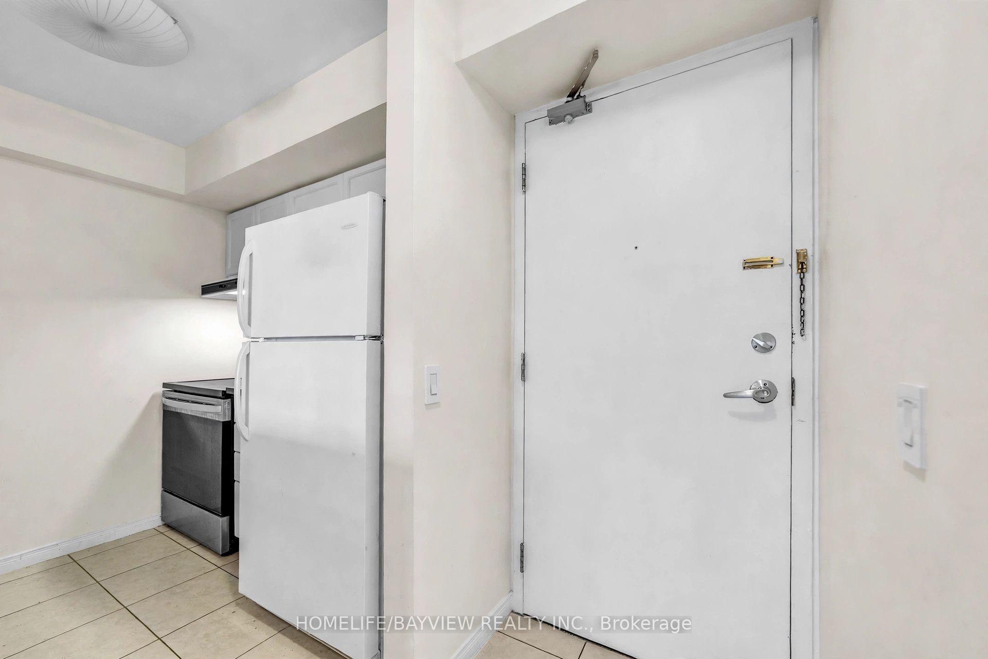 Photo 11 of Unit 709, 155 Beecroft Road, North York, Lansing-Westgate — HOMEH