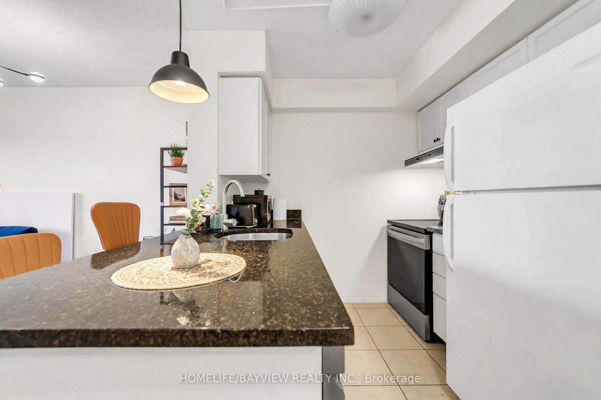 Photo 13 of Unit 709, 155 Beecroft Road, North York, Lansing-Westgate — HOMEH