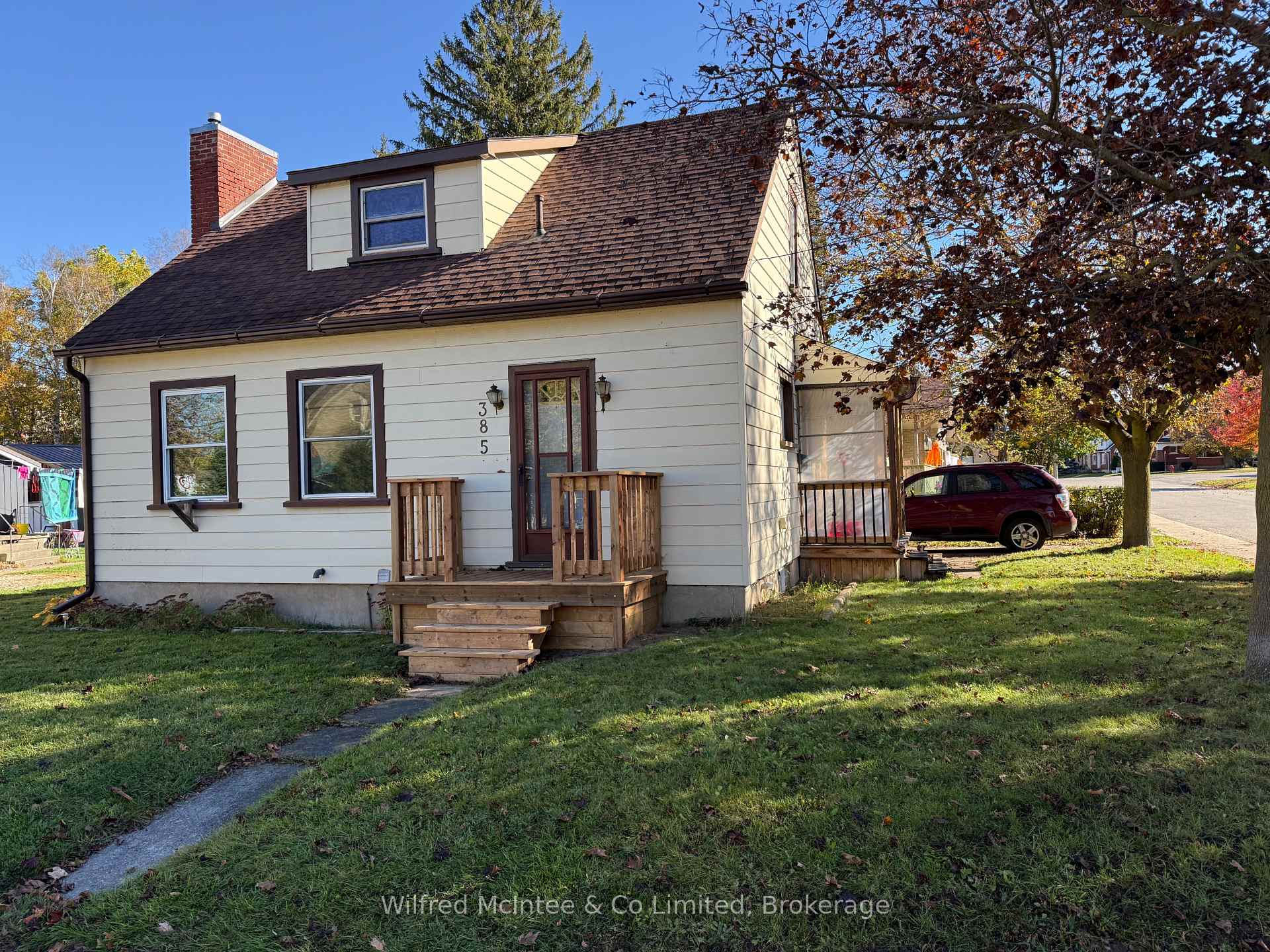 Photo 2 of 385 6th Avenue, Hanover — HOMEH