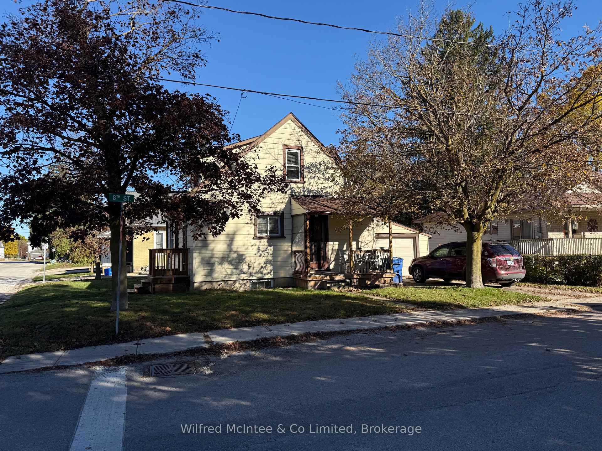 Photo 4 of 385 6th Avenue, Hanover — HOMEH