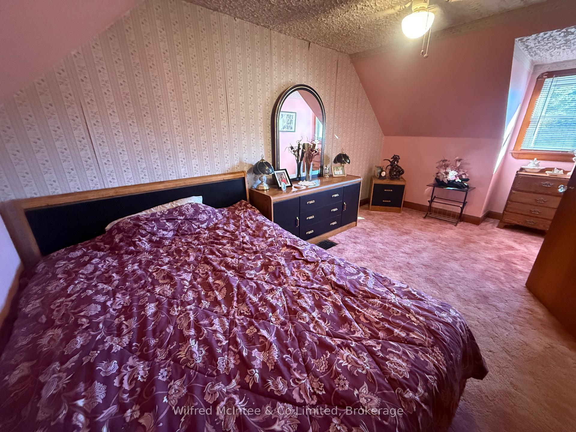 Photo 15 of 385 6th Avenue, Hanover — HOMEH