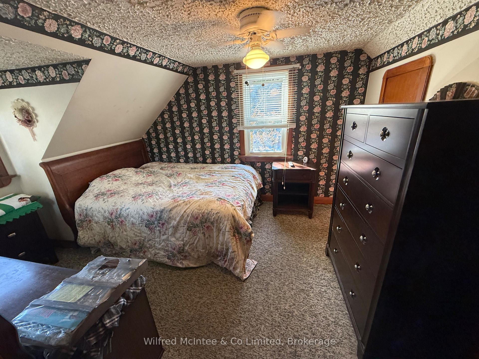 Photo 16 of 385 6th Avenue, Hanover — HOMEH