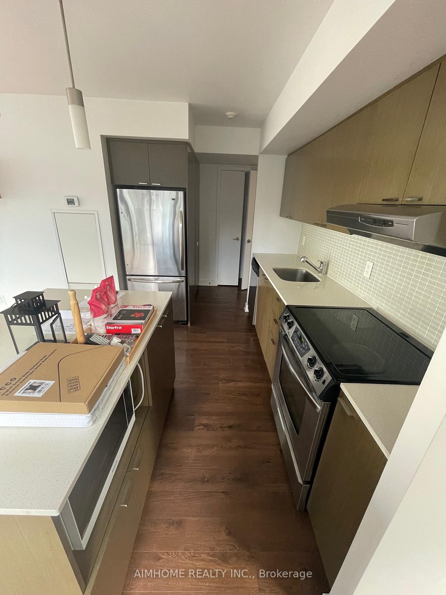 Photo 4 of Unit 803, 110 Charles Street E, Toronto, Church-Yonge Corridor — HOMEH