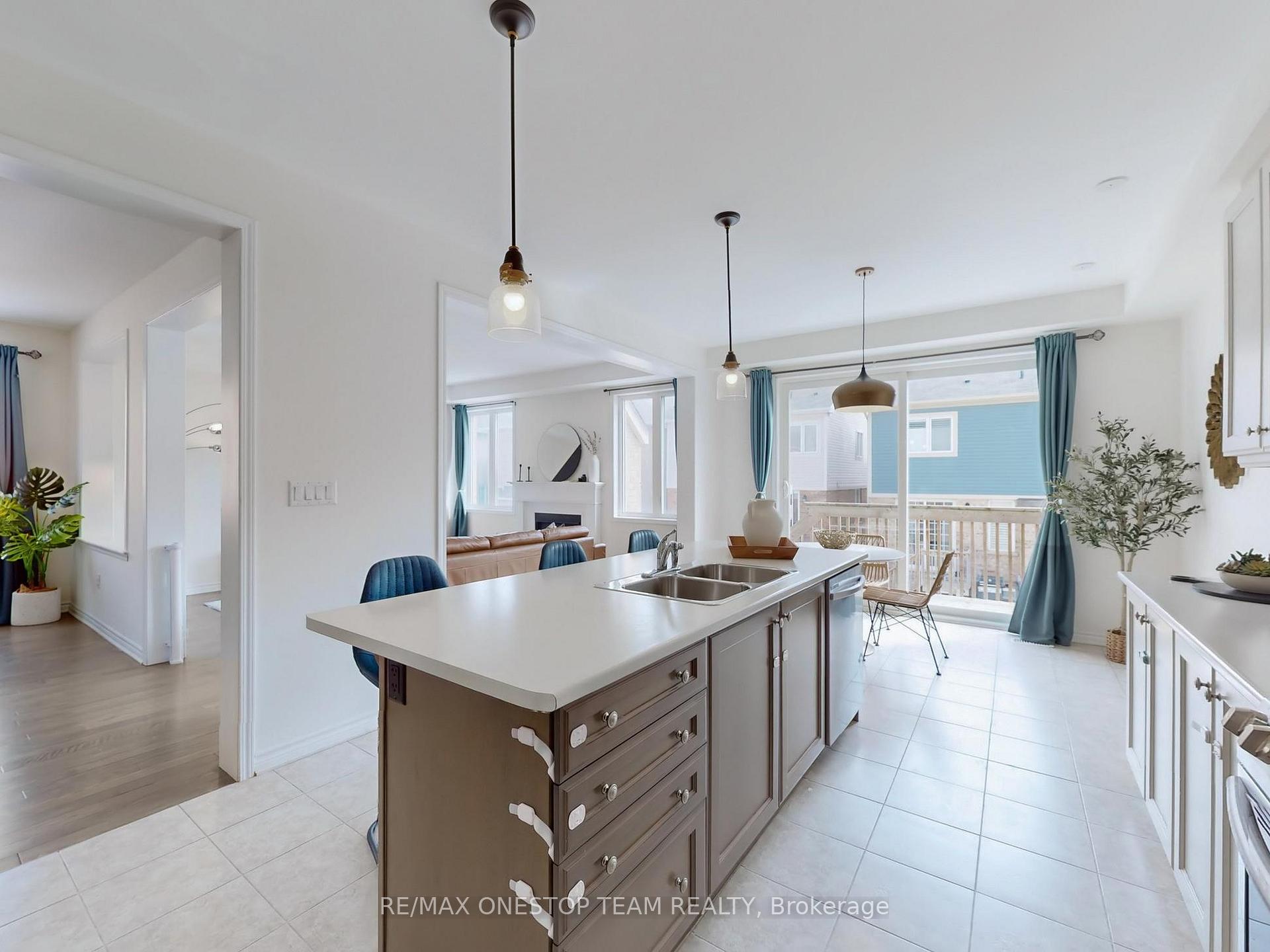 Photo 5 of 1239 McEachern Court, Milton, Ford — HOMEH