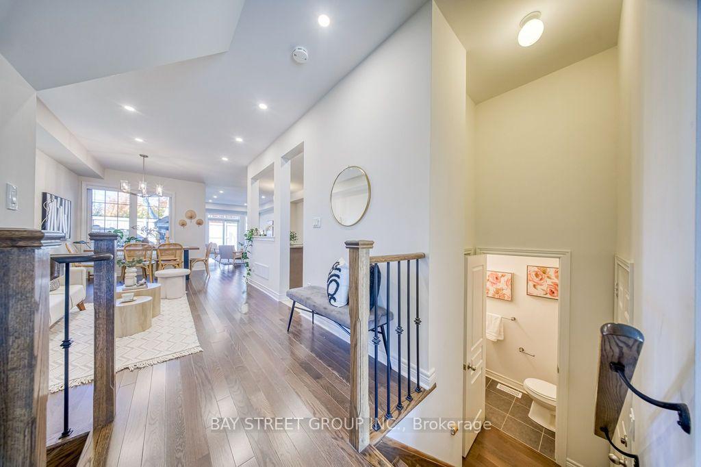 Photo 5 of 38 Port Arthur Crescent, Richmond Hill, Jefferson — HOMEH