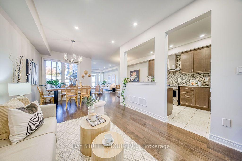 Photo 7 of 38 Port Arthur Crescent, Richmond Hill, Jefferson — HOMEH