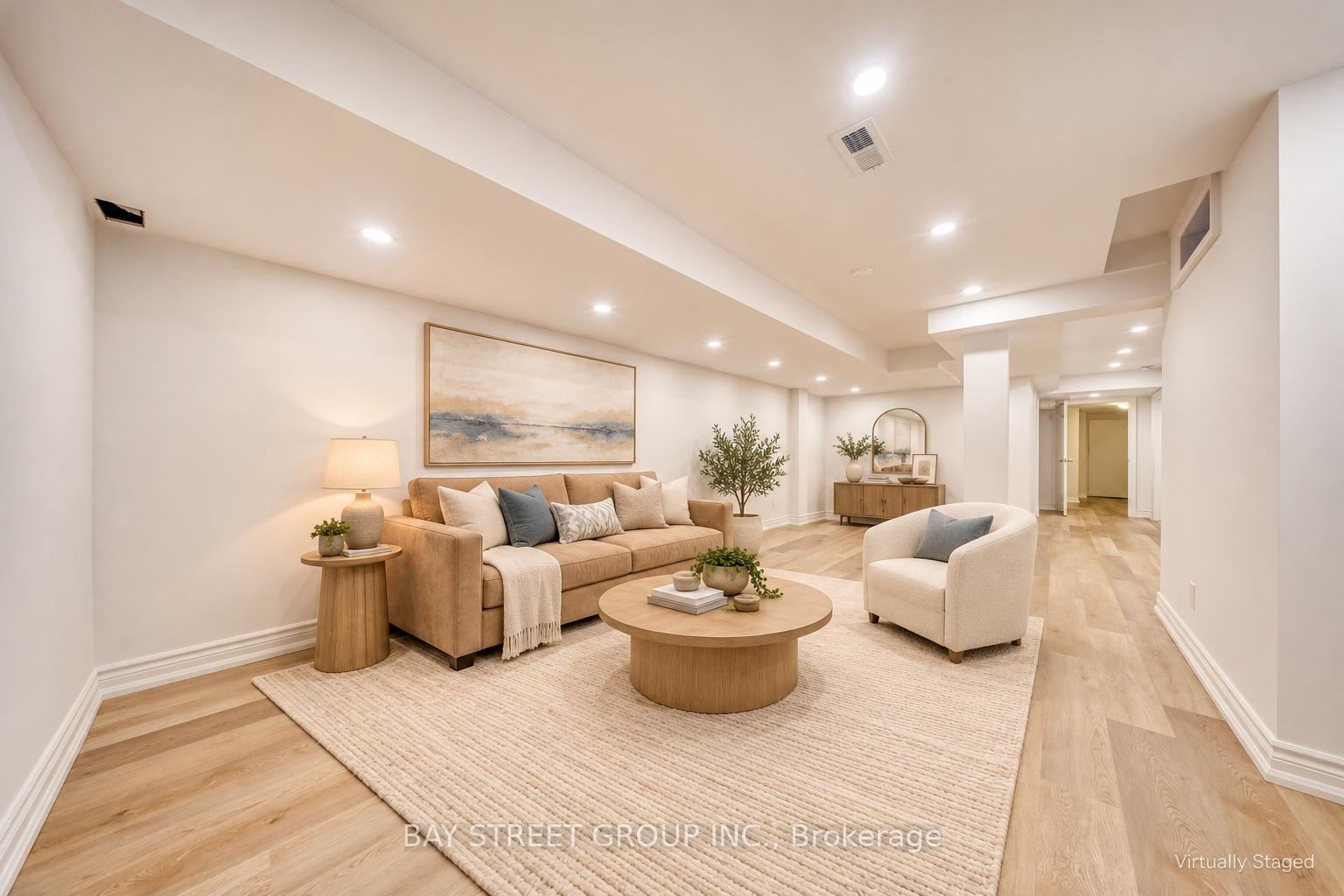 Photo 33 of 38 Port Arthur Crescent, Richmond Hill, Jefferson — HOMEH