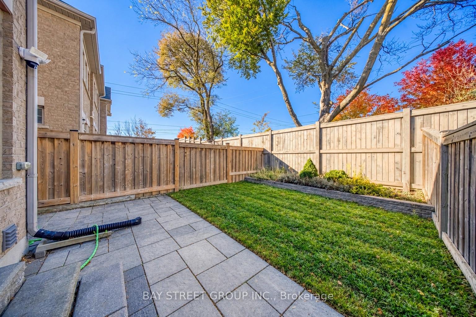 Photo 37 of 38 Port Arthur Crescent, Richmond Hill, Jefferson — HOMEH