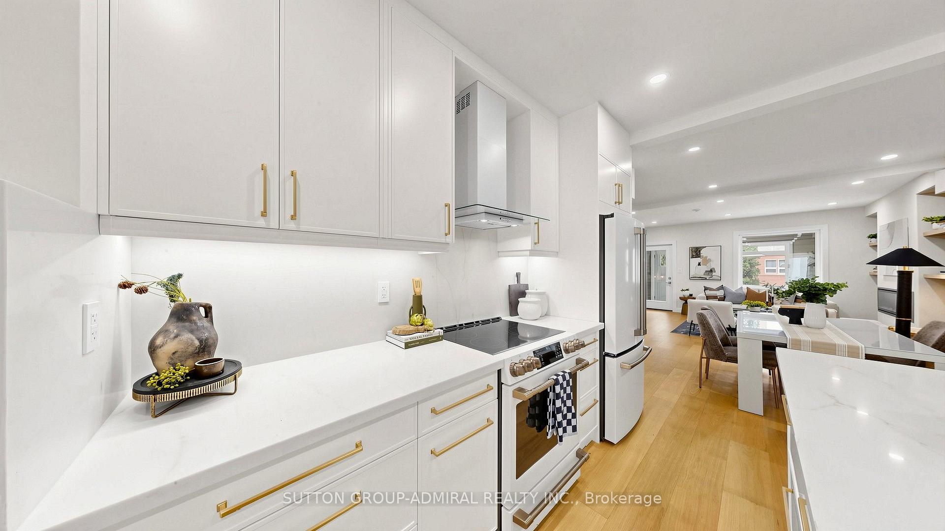Photo 14 of 109 Fermanagh Avenue, Toronto, Roncesvalles — HOMEH