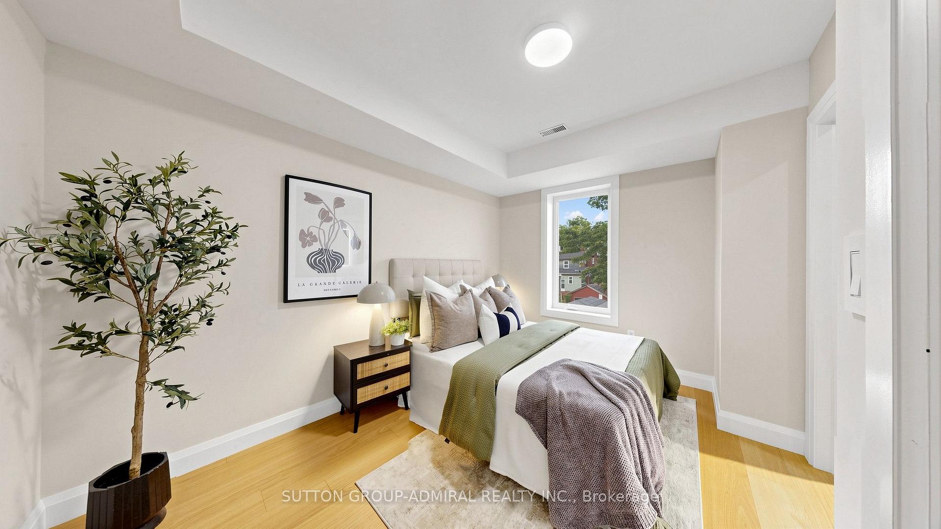 Photo 16 of 109 Fermanagh Avenue, Toronto, Roncesvalles — HOMEH