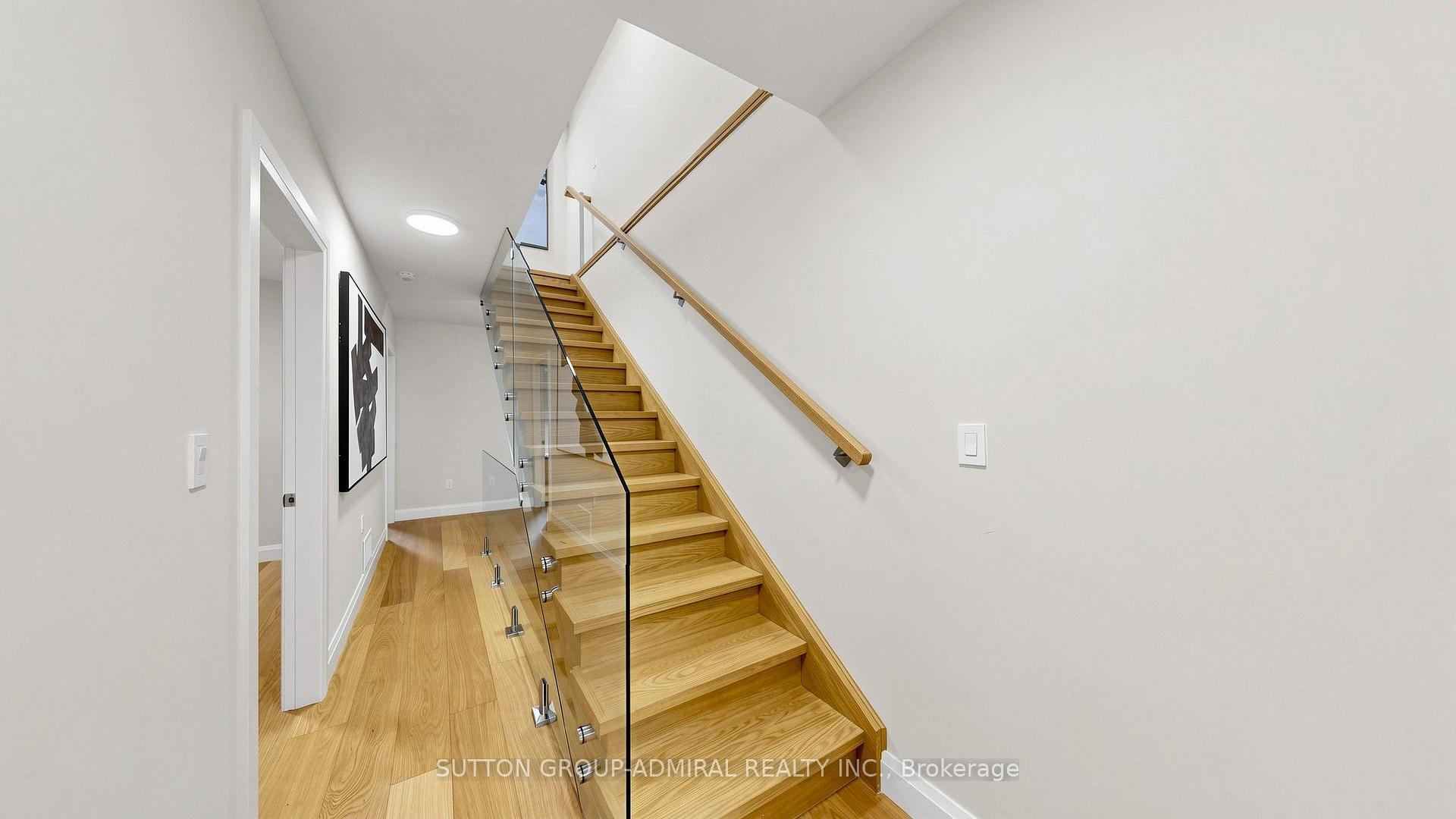 Photo 23 of 109 Fermanagh Avenue, Toronto, Roncesvalles — HOMEH