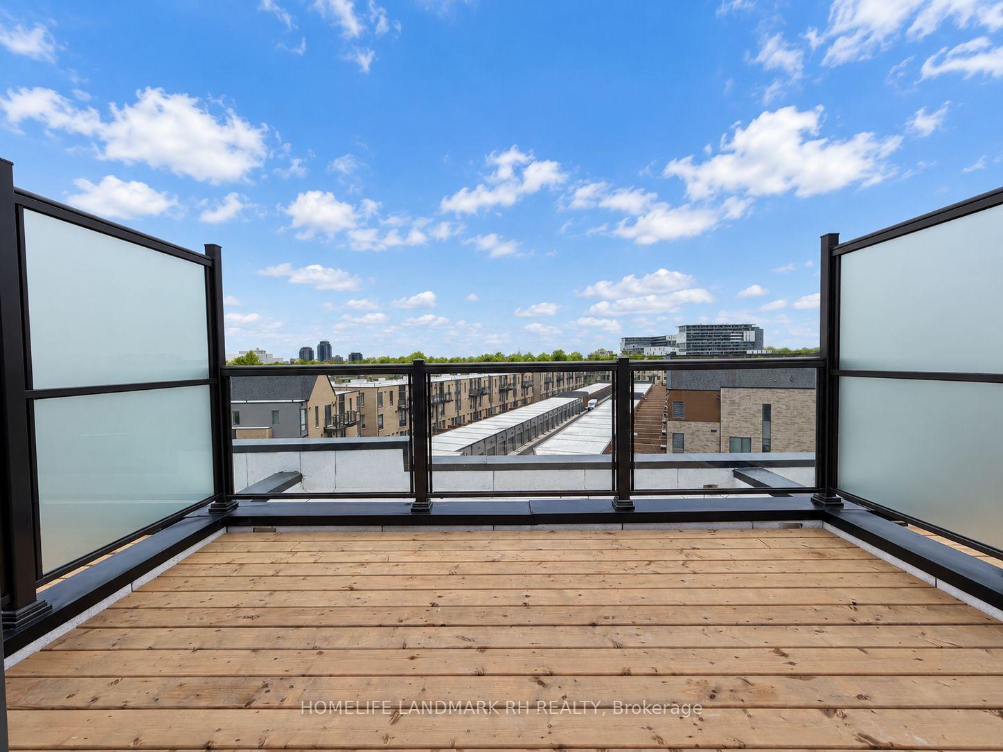 Photo 25 of 398 Lawrence Heights Way, Toronto, Englemount-Lawrence — HOMEH