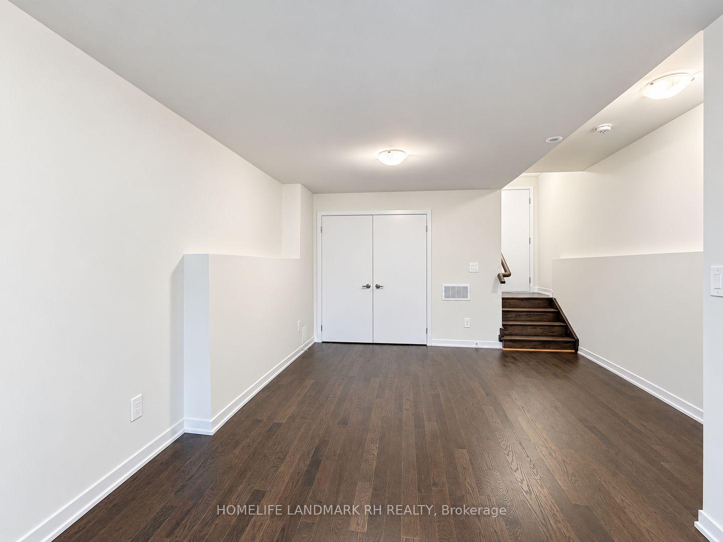 Photo 27 of 398 Lawrence Heights Way, Toronto, Englemount-Lawrence — HOMEH