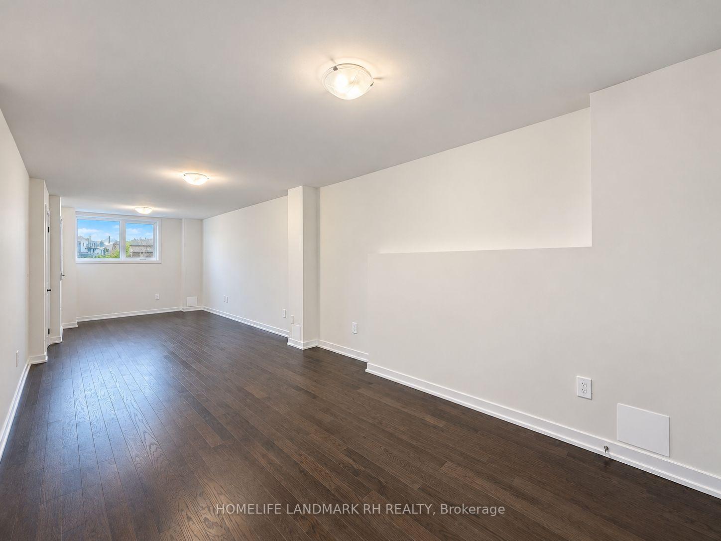 Photo 28 of 398 Lawrence Heights Way, Toronto, Englemount-Lawrence — HOMEH