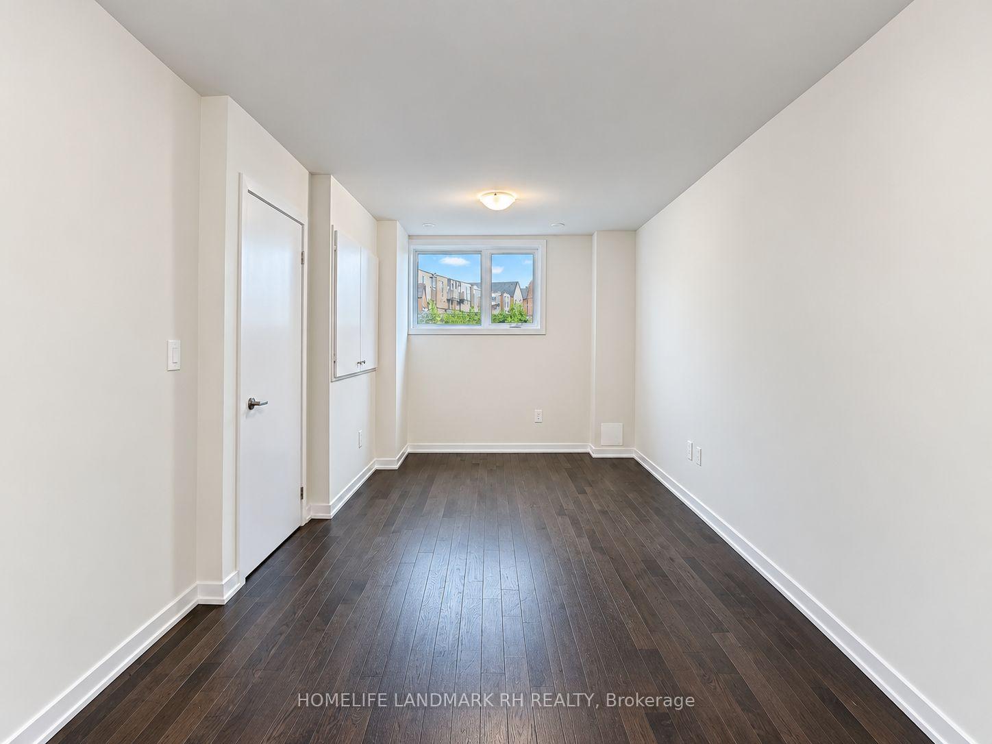 Photo 29 of 398 Lawrence Heights Way, Toronto, Englemount-Lawrence — HOMEH