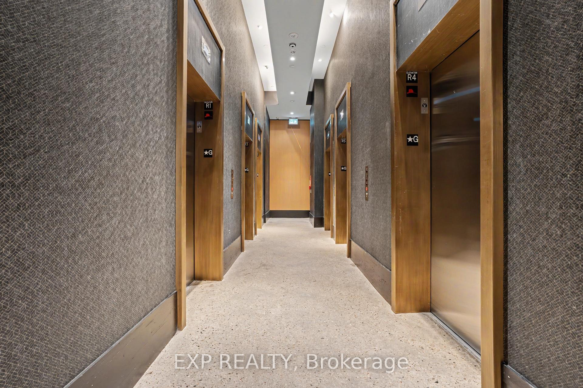 Photo 4 of Unit 3507, 2920 Highway 7, Vaughan, Concord — HOMEH