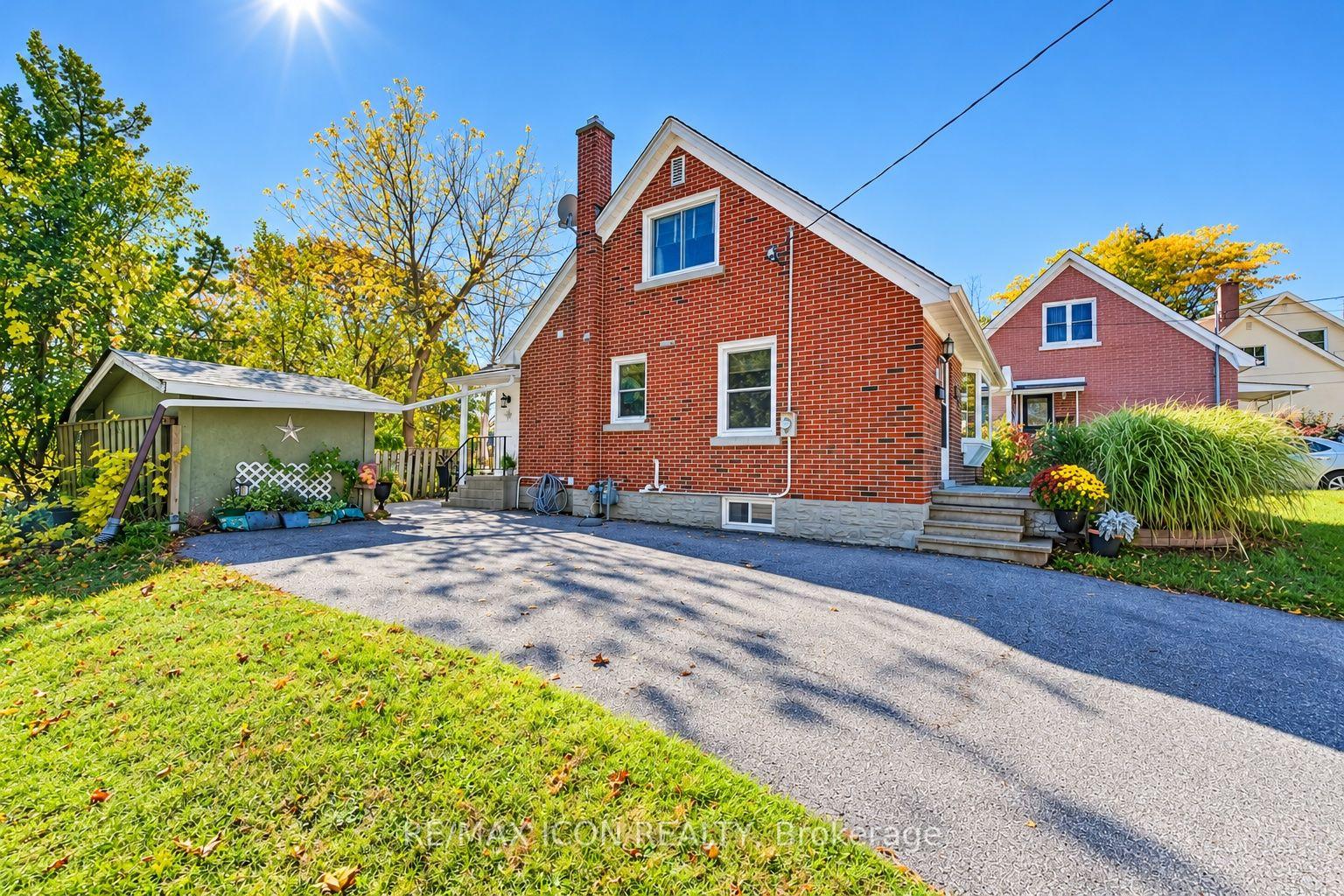 Photo of 35 Pleasant Avenue