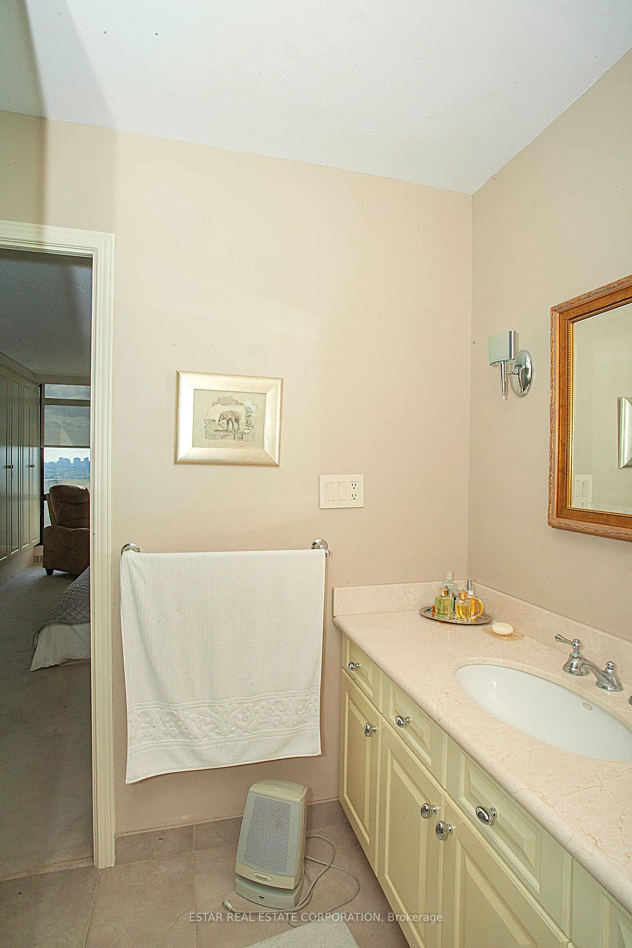 Photo 15 of Unit 2609, 3300 Don Mills Road, North York, Don Valley Village — HOMEH