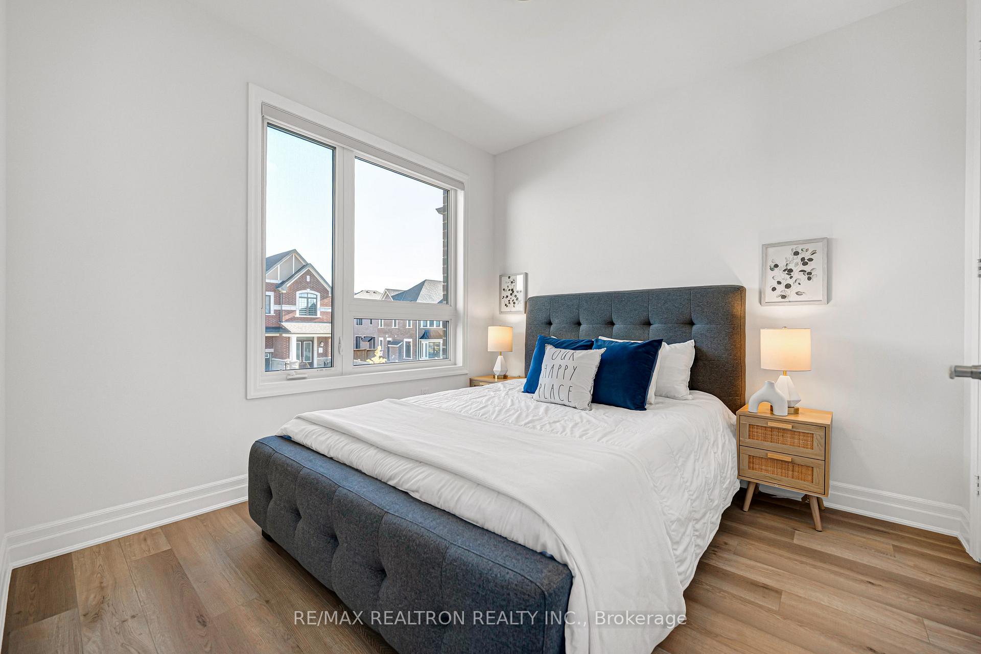 Photo 26 of 57 Greenridge Crescent, Markham, Cathedraltown — HOMEH
