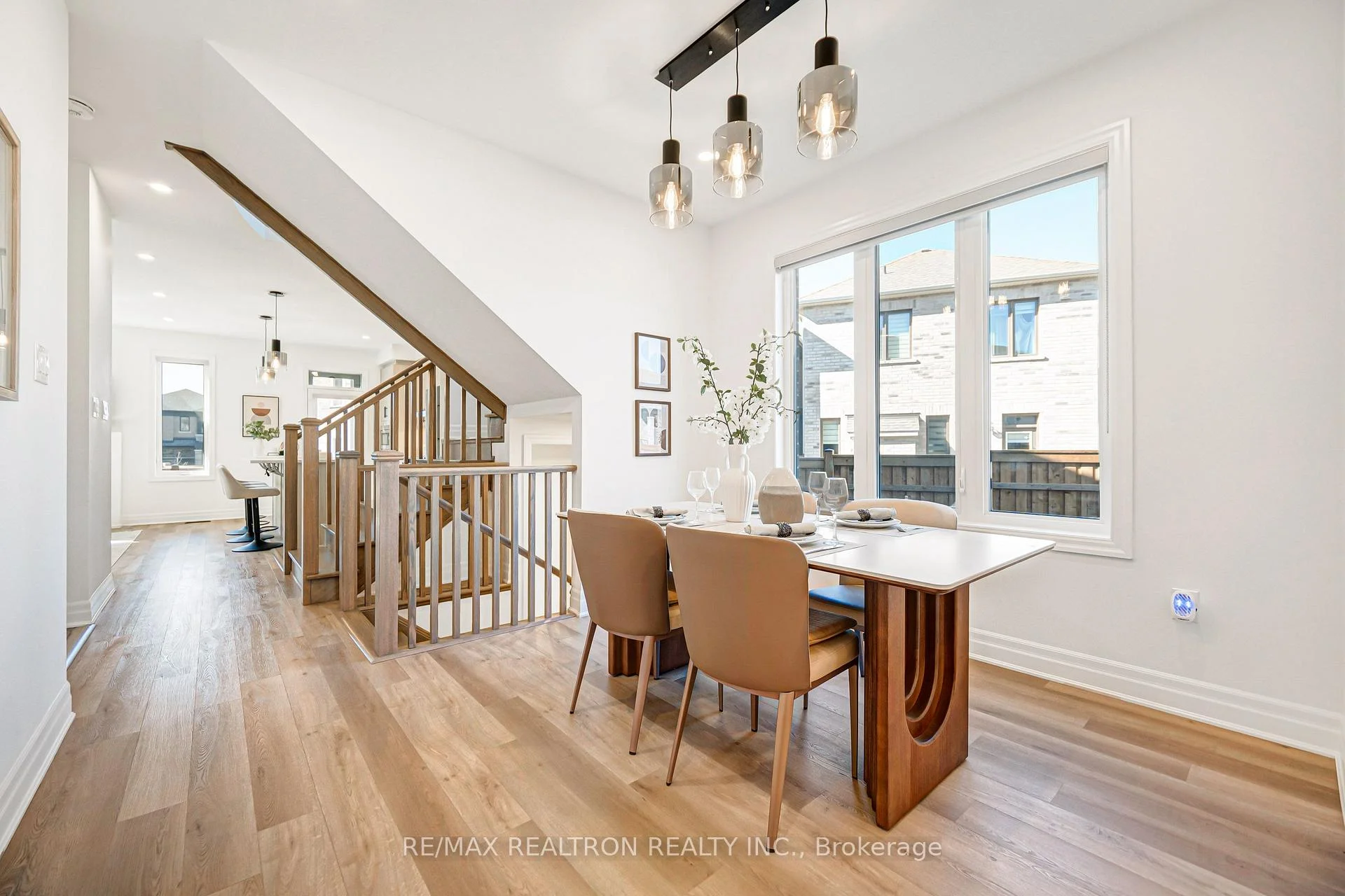 Photo 15 of 57 Greenridge Crescent, Markham, Cathedraltown — HOMEH