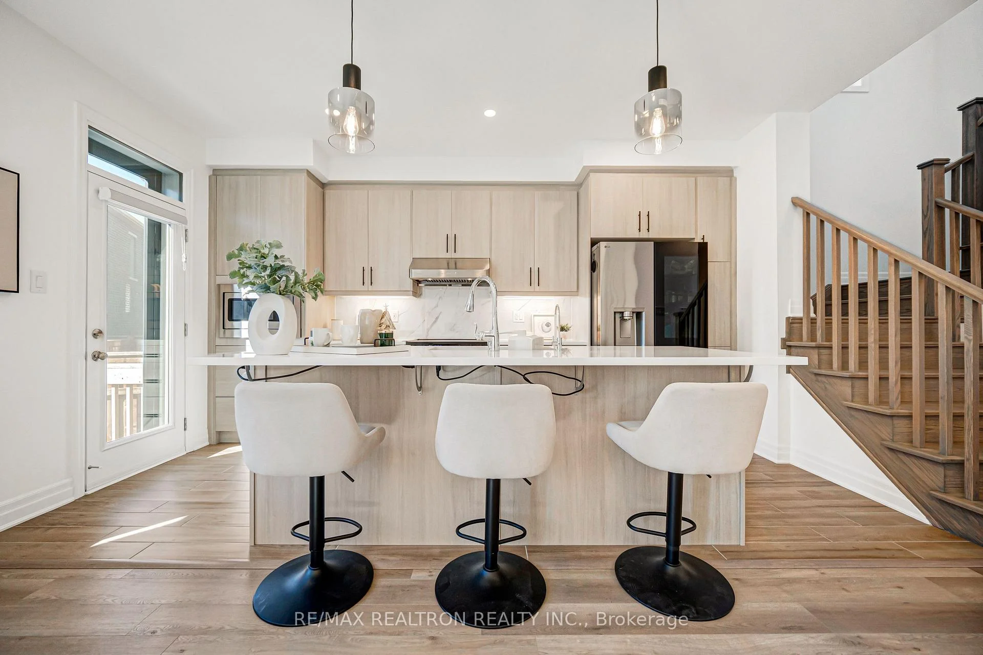 Photo 22 of 57 Greenridge Crescent, Markham, Cathedraltown — HOMEH