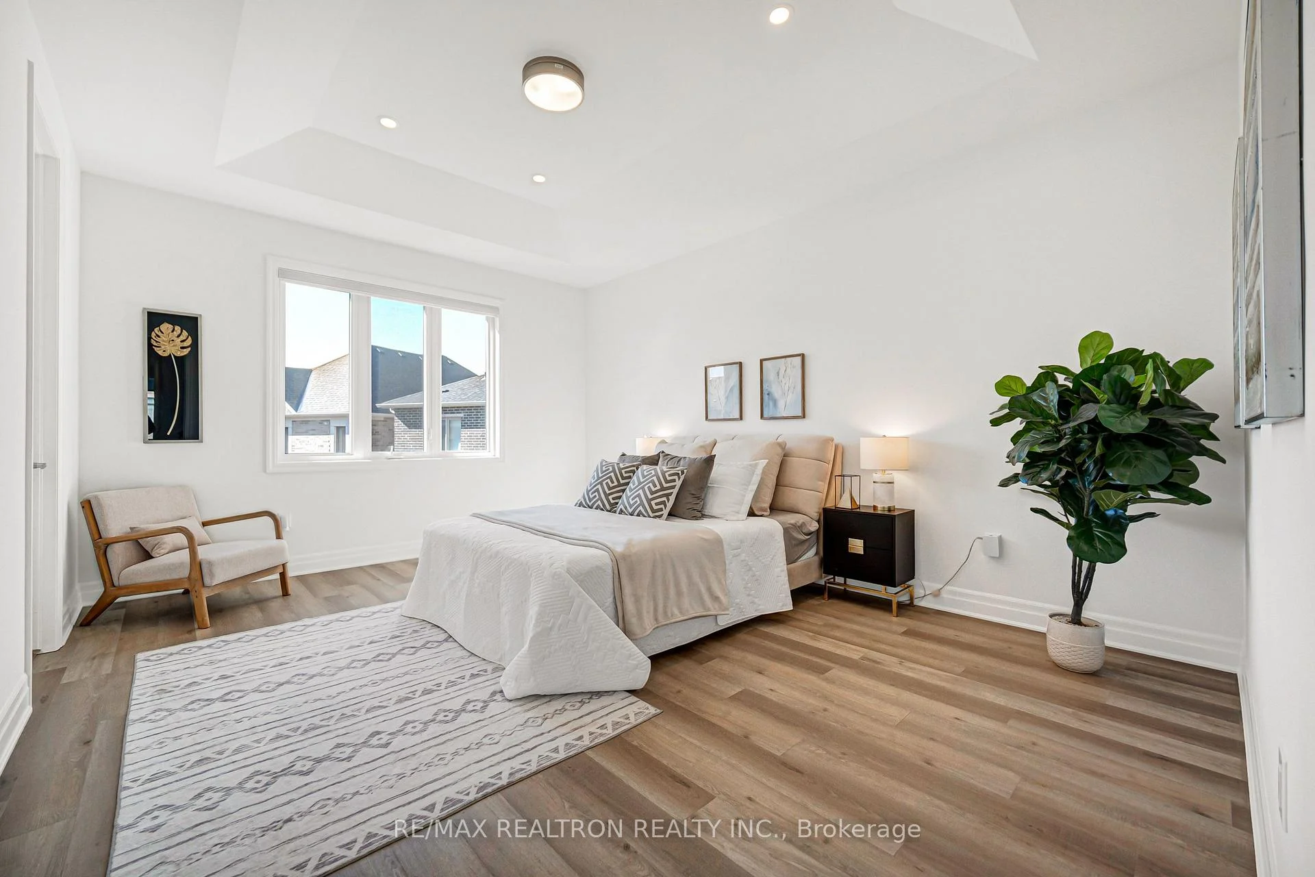 Photo 41 of 57 Greenridge Crescent, Markham, Cathedraltown — HOMEH